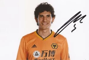 WOLVES: JESUS VALLEJO SIGNED 6x4 2019/2020 PORTRAIT PHOTO+COA **PROOF** - Picture 1 of 2