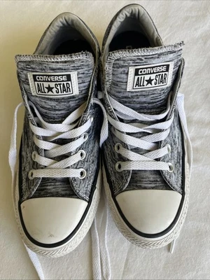 Converse Size 8 Chuck Taylor, All-Star Madison sneakers - Image 1 of 4
