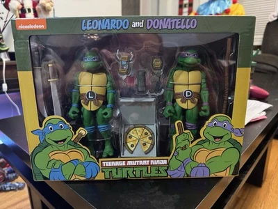 Paquete de 2 figuras de dibujos animados NECA TMNT Tortugas Ninja Leonardo y Donatello ¡Nuevo en caja!! Foto 1 de 2