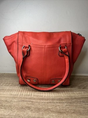 TOTE/monedero TIGNELLO grano guijarro rojo tamaño mediano Foto 1 de 4