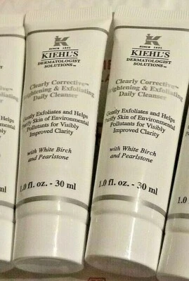 Kiehl's Clearly Corrective Brightening & Exfoliating Cleanser 1 oz x 5pc = 5 oz - Image 1 of 3