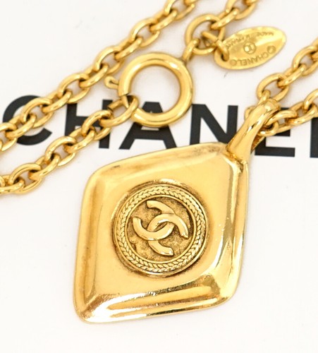 Collana Ciondolo Chanel CC Logo Rombo 16" Tono Oro Autentica #24347