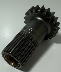 T-10/SUPER T-10/REVERSE IDLER GEAR/19T/4 SPD/3132603/AT10-34C - Picture 1 of 2