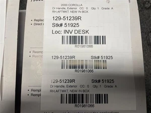 Passenger Door Handle Exterior Assembly Door Front Fits 98-02 COROLLA 1981066 - Picture 1 of 2