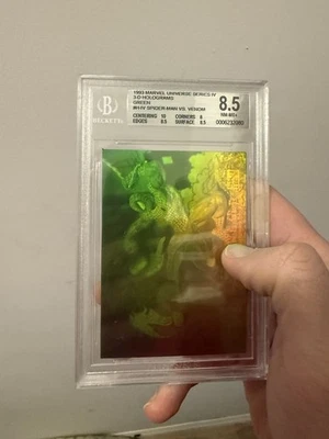 BGS 8.5 1993 Marvel Universe Series 4 H-IV Spider-Man vs Venom 3D Hologram RARE - Image 1 of 3