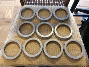 LOT OF 10 NEW 3-1/2" PLASTIC THREADED INSULATED CONDUIT BUSHINGS - 105 DEGREE - Picture 1 of 5