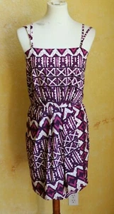 LINDO VESTIDO CORTO YOANA BARACHI TALLA 12 DISEÑOS GEOMOTRICOS PÚRPURA CINTURA ELÁSTICA - Imagen 1 de 9