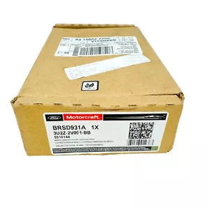 Ford Motorcraft 3U2Z-2V001-BB Front Brake Pad Set BRSD931A fits Crown V Town Car - Picture 1 of 4