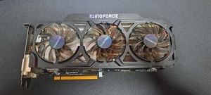 Gigabyte Gtx 770 4gb Graphics Card Gaming Gpu Pci-e Working Condition - Picture 1 of 6