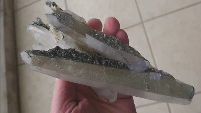 》》Grands Quartz avec Fluorite et Muscovite《《 - Photo 1/4