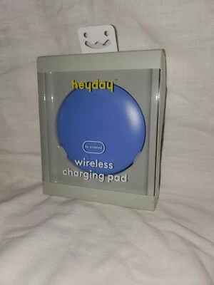 Qi Enabled Wireless 5W Charging Puck Blue Heyday  - Image 1 of 3