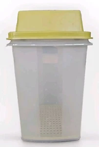Vintage Tupperware White w/Avocado Green Lid & Strainer 3 Pc 1 Qt Pickle Keeper - Picture 1 of 11