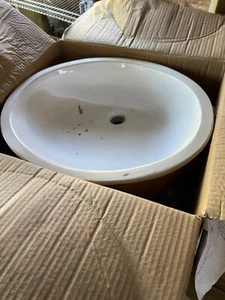 TOTO porcelain sink bowl LT569 #01 - Picture 1 of 2