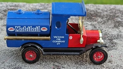 Matchbox MODELS OF YESTERYEAR Y3-4.E2 FORD MODEL T TANKER "MOBILOIL" - Image 1 of 4