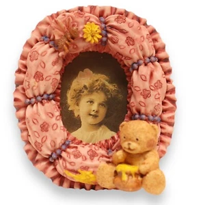 Vintage Bilderrahmen 2 3/4 x 3" Bär Figur Rahmen hält 1,5 x 2" Foto - Bild 1 von 3
