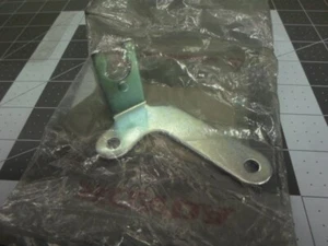 HONDA TRX420FE CLUTCH CABLE STAY 41715-HP5-600 NEW 1 QUANTITY OEM FREE SHIPPING - Picture 1 of 2