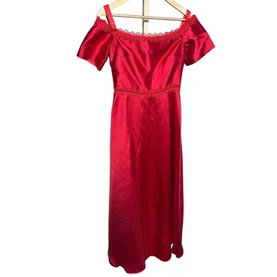 Monique Lhuillier Red Off Shoulder Maxi Dress Evening Gown Size 4 Party - Image 1 of 4