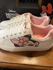 ALDI Disney 2025 Minnie Mouse Pink Ladies Character Sneakers Womens Size 10 - Picture 1 of 5