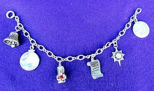 VINTAGE 1962 STERLING CHARM BRACELET - FLOWER DRUM SONG - CAROUSEL - BROADWAY - Picture 1 of 10