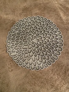 EUC PIER 1 Imports Heavy Beaded Silver/White Placemats Round Large 15" Set of 2 - Picture 1 of 5