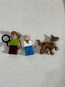LEGO Scooby-Doo Minifig Lot Shaggy Fred Scooby 75902 Figures Read
