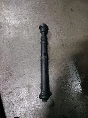 FRONT DRIVE SHAFT 7P0521101K 2011-2016 VOLKSWAGEN TOUAREG Foto 1 de 4