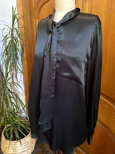 Brand New Decjuba Ladies Satin Green Tie Front shirt Blouse size 14 - Picture 1 of 7