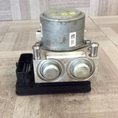 2018-2019 GMC SIERRAS 2500 HD ABS Anti-Lock Brake Pump Assembly GENUINE OEM - Image 1 of 4