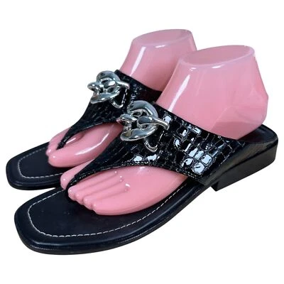 Sandálias de salto Donald Pliner Louise66 couro envernizado crocodilo em relevo tamanho 9 - Imagem 1 de 4