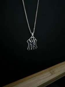 New York Yankees Necklace - Gold & Silver - Box Chain - 22" Chain - NY Chain - Picture 1 of 7