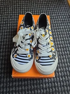 New Rocket Dog Tennis Shoe Sneaker Bobo Black Jazzin Daisy Field Cotton  - Picture 1 of 14