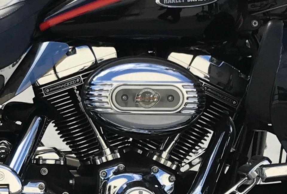 Harley Electra Glide CVO 2007 conjunto de admisión de filtro de aire cromado 110" Foto 1 de 4