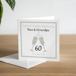 Tarjeta personalizada 60 aniversario de boda de diamante copa de champán esposo esposa - Imagen 1 de 3