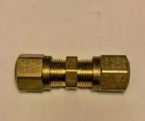 5 Pack of 3/8” DOT Union Nylon Tube Brass Airbrake Fitting Tramec Sloan - Picture 1 of 2