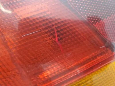 Toyota Previa IQ, Lámpara Trasera Derecha Cuarto Montada, 91-97, 81551-95D01, OEM Foto 1 de 4