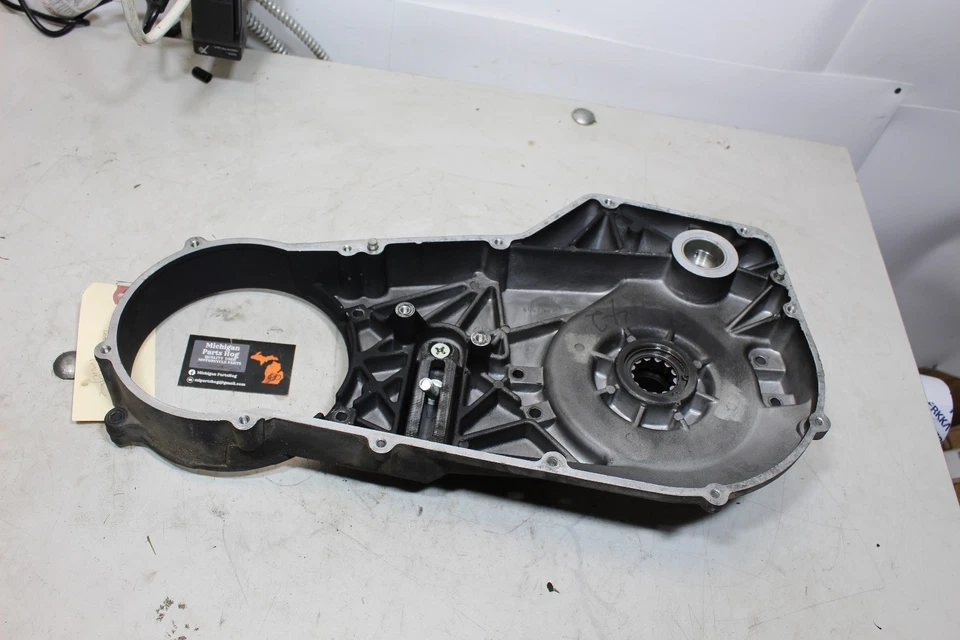 94-06 Harley OEM Softail tampa de embreagem primária interna preta controle frontal - Imagem 1 de 4