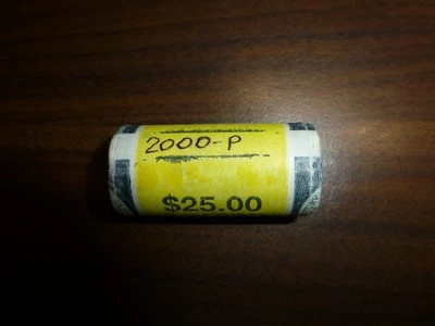 2000-P Sacagawea Golden Dollar Roll of $25 In Original Bank Roll - Image 1 of 4