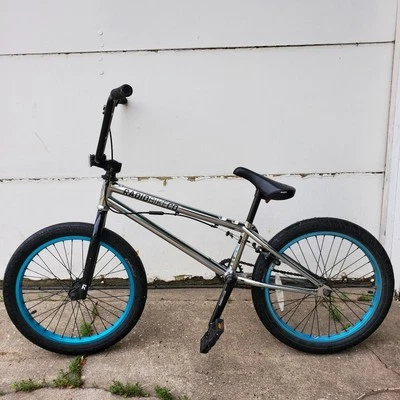 Radio Bike Co. Astron-20 Cromo Bicicleta BMX Carreras y Estilo Libre Color Dividido Foto 1 de 4