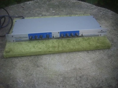 DIGITECH RDS  1000 TIME MACHINE  DELAY / SAMPLE/ MODULATION  -FREE P & P - Image 1 of 4