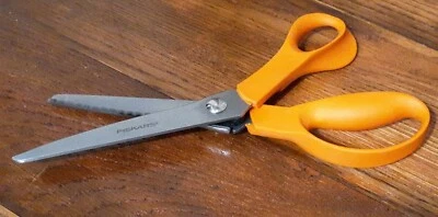 FISKARS - Pinking Shears -  9 Inch  - Comfort Grip, Orange Handle,  Zig Zag Cut  - Image 1 of 4