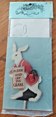 DELANE LANGE PETER RABBIT LAWN SIGN PAINTING PATTERN 1991 18 - Image 1 of 4