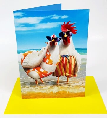 Tarjeta de felicitación de aniversario AVANTI pollo en la playa, ¡cuídate después de un tiempo! Foto 1 de 3