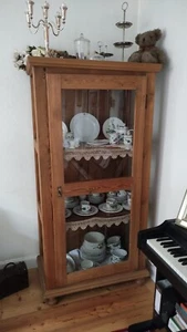 Hübscher antiker Glasschrank - Vitrinenschrank - mit Beleuchtung - Bild 1 von 14