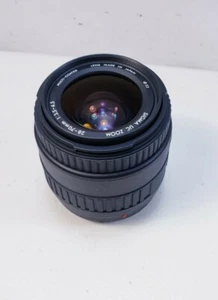 Sigma UC Zoom 28-70mm 1:3.5-4.5 Multi-coated Lens for Minolta Camera - Picture 1 of 7