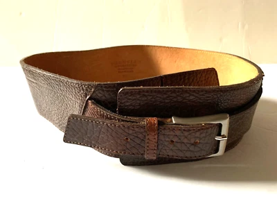 Cinturón Peruvian Connection ancho de cuero granulado marrón talla pequeña Foto 1 de 4