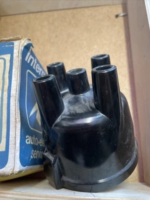 Ford DISTRIBUTOR . Classic . Escort Mk1- Cortina Mk 2 . Capri Mk 1. 1968-1971. - Image 1 of 4