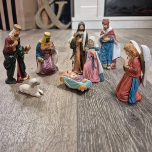 1999 Bethlehem Nativity Jesus Xmas Porcelain Victorian Village Christmas Decor - Picture 1 of 11