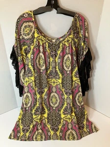Uncle Frank Women’s Tunic Size Large Color Yellow With Floral And Lace  - Picture 1 of 7
