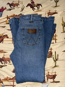 31x32 Wrangler Women’s Super Flare Denim Jeans - Picture 1 of 23