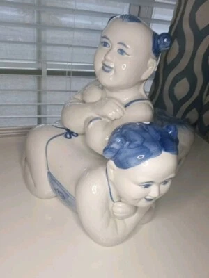 Almohada de opio china temprana de porcelana estilo dinastía Ming RARA reposacabezas niño y niña Foto 1 de 4